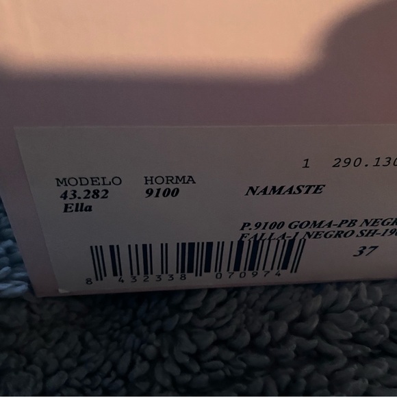 Pretty Ballerinas flats - Picture 2 of 3